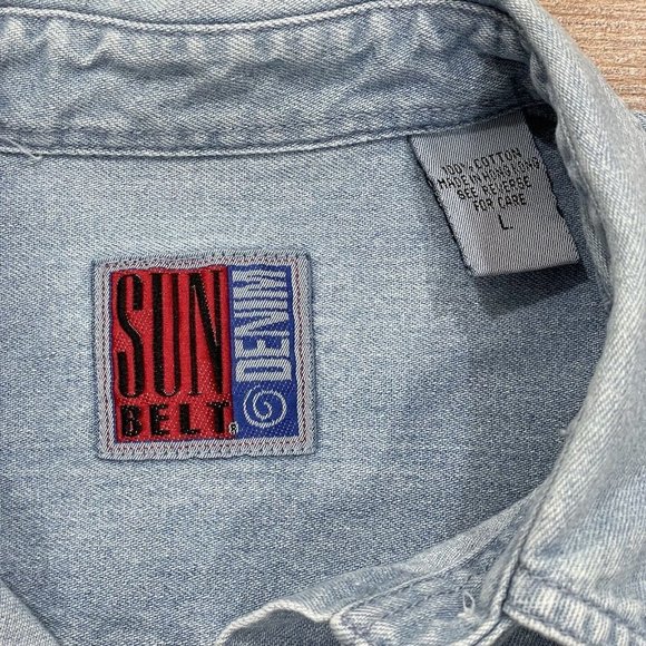 Vintage Sun Belt Denim‎ Shirt Womens Large Embroidered Rainbow Connection Button - Picture 6 of 14